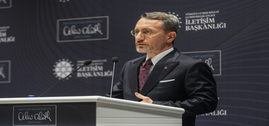 �leti�im Ba�kan� Altun'dan Etem �al��kan i�in taziye mesaj�