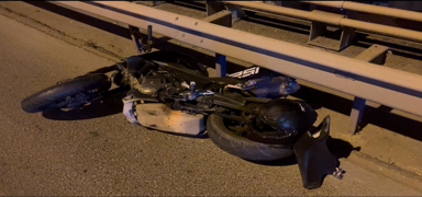 Kathane'de 3 motosikletin kart kaza: 1 l