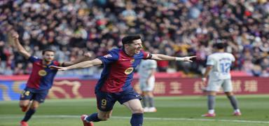 Barcelona zirve yar���na tutundu