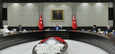 Cumhurbakanl Kabinesi topland