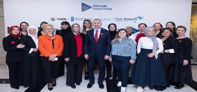 Trk Telekom 'Dijitalde Hayat Kolay' projesiyle 30 bin kadna ulat
