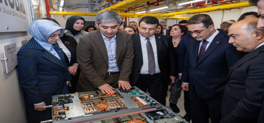 TBMM Yapay Zeka Aratrma Komisyonu yeleri sper bilgisayar 'ARF ACC' hakknda bilgi ald