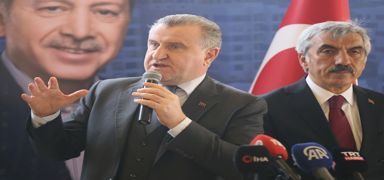 Bakan Bak: Depremzedelerin hepsini scak yuvalarna kavuturuncaya kadar durmayacaz