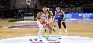 A Milli Kadn Basketbol Takm, tarihindeki  446. resmi snavna kacak