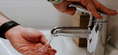 Apartman sakinlerine 'merkezi scak su sayalarn dairelere bldrn' tavsiyesi