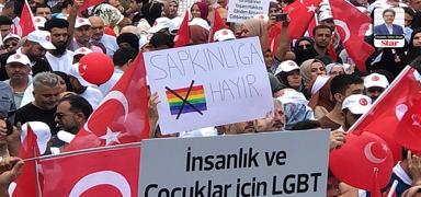 Kaos retim fabrikas: kck puntolarla lgbt yazmak!