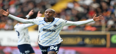 Anderson Talisca'dan Sper Lig'e muhteem geri dn