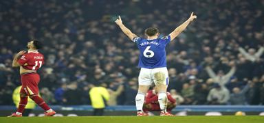 Everton, Liverpool karsnda puan son dakikada ald