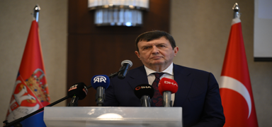 �lkesi ad�na T�rkiye'ye minnettar oldu�unu s�yledi: 400 milyon dolara ula�t�