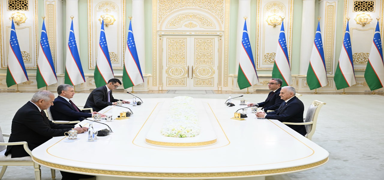 zbekistan Cumhurbakan Mirziyoyev, TDT Aksakallar Konseyi Bakan Yldrm'la grt
