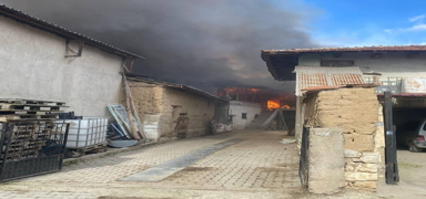 Uak'ta evde yangn: 1 kii hayatn kaybetti
