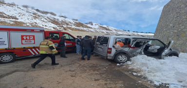 Bingl'de trafik kazas: Birden fazla yaral var