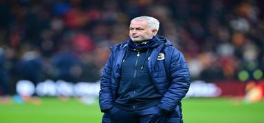 Jose Mourinho'dan derbide 2 farkl� isim