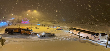 Trabzon'da feci kaza! Karadeniz Sahil Yolu'nun Giresun gzergah ulama kapand