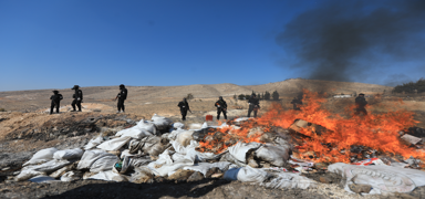 Esed'in istihbarat karargah�nda ele ge�irilen uyu�turucular imha edildi