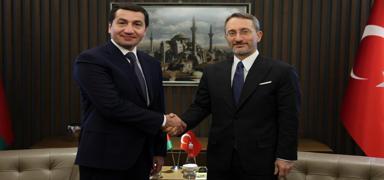 �leti�im Ba�kan� Altun, Azerbaycan Cumhurba�kan� M��aviri Hac�yev ile bir araya geldi