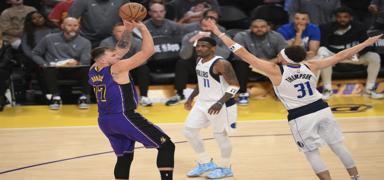 Doncic'in 'triple-double' yapt mata Lakers Mavericks'i devirdi