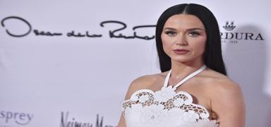 Katy Perry 10 dakika srecek uzay yolculuu yapacak