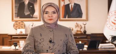 Bakan G�kta�: 28 �ubat'tan sonra bug�n, t�m kad�nlar i�in �ok daha �zg�r bir T�rkiye var