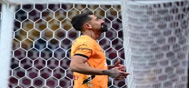 Kerem Demirbay yoklar oynuyor! Taraftar ileden kt