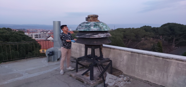 85 y�ld�r siren sesiyle oru� a��yorlar