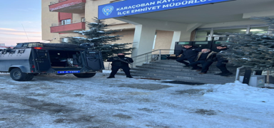 K�rm�z� b�ltenle aranan firari zanl� yakaland�