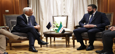 �ara, Kahire'de liderlerle g�r��t�