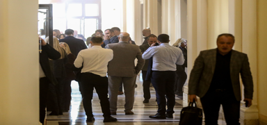 S�rbistan Meclisi kar��t�