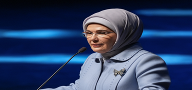 Emine Erdoan'dan Yeilay paylam