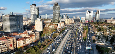 stanbul'da trafik yine kilit