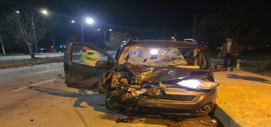 Afyonkarahisar'da feci kazada 2 ki�i yaraland�