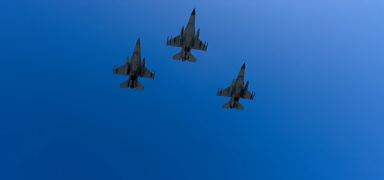 F-16'lardan kol u�u�u