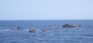 Yemen ve Cibuti aklarnda 4 tekne alabora oldu: 186 gmen kayp