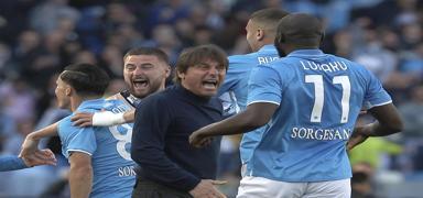 Napoli haftalar sonra kazand