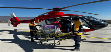 Tokat'ta ambulans helikopter 14 g�nl�k bebek i�in havaland�