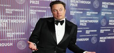Elon Musk'tan Sikorski'ye: O bir Soros kuklas