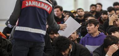 28 bykehirde e zamanl denetim! 87 dzensiz gmen tespit edildi