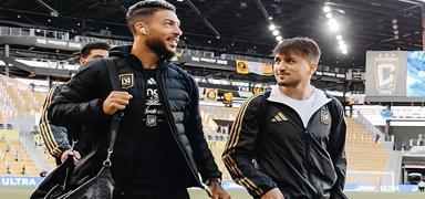 Tak�m�n� �eyrek finale ta��d�