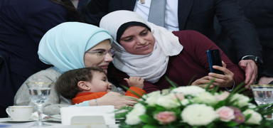 Emine Erdoan, 'Filistinlilerle Kardelik ftar'na ilikin video paylat