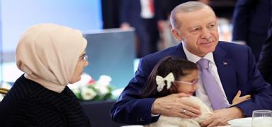 Emine Erdoan: ftar soframzn ba misafirleri, devletimizin himayesindeki ocuklarmzd