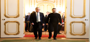 ngiltere'de bir Ukrayna zirvesi daha