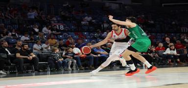 Baheehir Koleji evinde galip