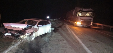 Bilecik'te tr ile otomobilin arpt kazada 1 kii ld, 2 kii yaraland