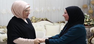 Emine Erdoan, Vehibe Sayn'n iftar sofrasna konuk oldu