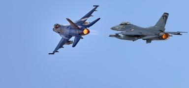 Yeni jetler hava �ss�nde