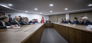 Bakan Bolat, ayakkab sektr temsilcileriyle bir araya geldi