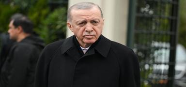 Cumhurbakan Erdoan, cuma namazn Hz. Ali Camisi'nde kld
