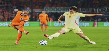 spanya-Hollanda manda 4 gol var, kazanan yok
