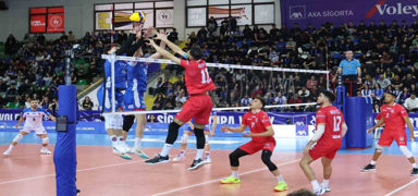Halkbank, Kupa Voley'de final biletini kapt