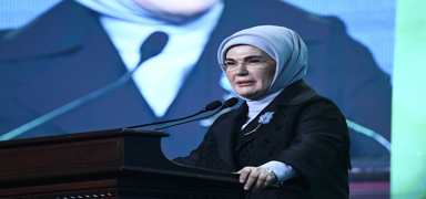 Emine Erdoan, slam aleminin Kadir Gecesi'ni tebrik etti